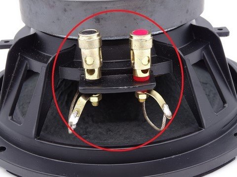 Bornes à poussoir pour châssis haut-parleur exemple