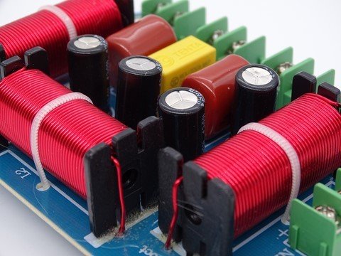 Filtre haut-parleur passif 3 voies 800 Hz et 5000 Hz 4 à 8 Ohms puissance de 35 à 150 watts
