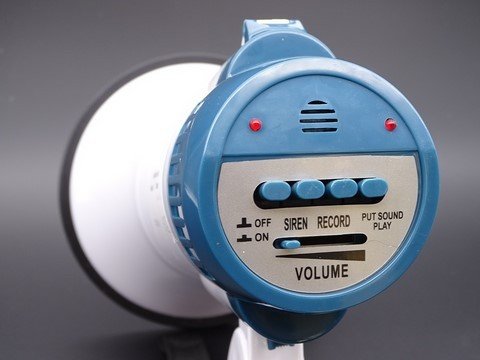 Megaphone enregistreur 15 watts à batterie