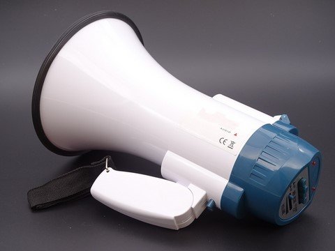 Megaphone enregistreur 15 watts à batterie